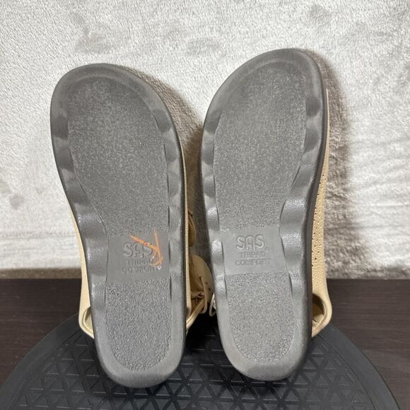 SAS Womens Size 8N Relaxed Beige Leather Flats Sandals Comfortable Orthopedic - Picture 9 of 10